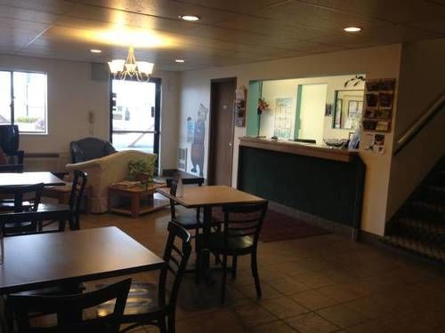 Travelodge by Wyndham Deer Lodge Montana - photo 7