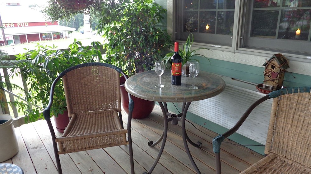 The Garrett Inn - photo 62