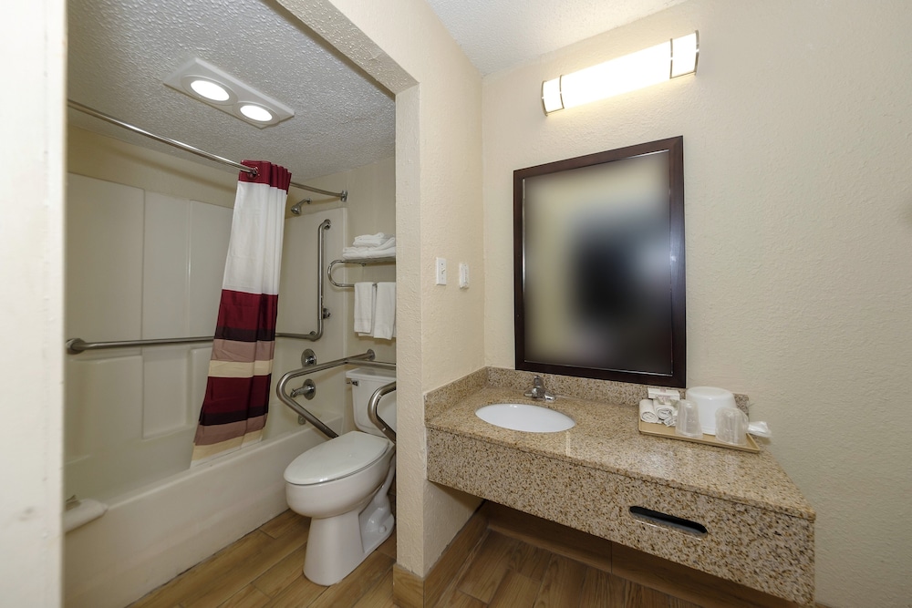 Red Roof Inn New Orleans Westbank - photo 27