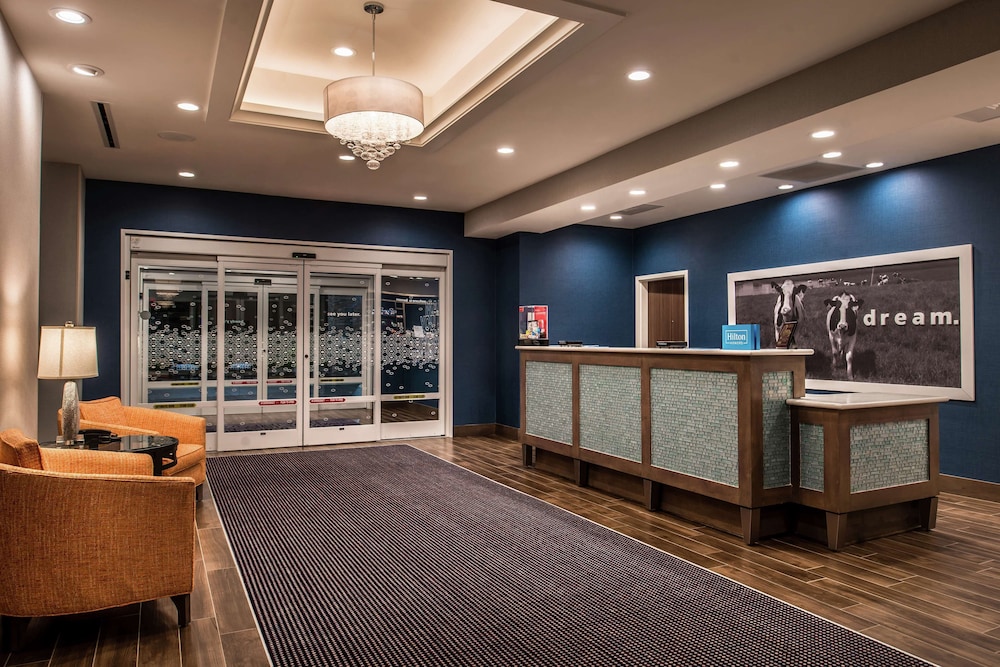 Hampton Inn Benson - photo 7