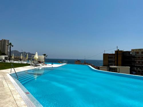 Luxury apartment with stunning sea views in Sunset Cliff Benidorm — 4-Star Luxury Hotel in Benidorm, Spain