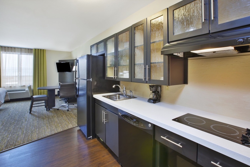 Candlewood Suites Morgantown Univ West Virginia By Ihg - photo 18