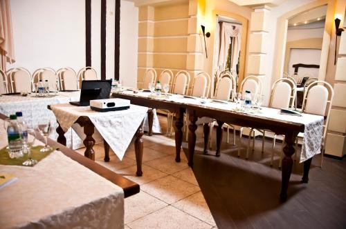 Central Hotel — Soroca — photo 4
