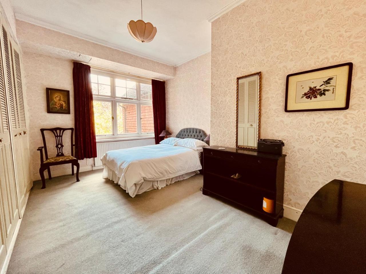 Hut in Godalming, United Kingdom