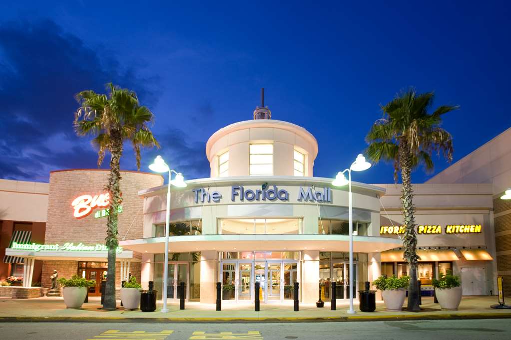 Florida Hotel & Conference Center in the Florida Mall - photo 13