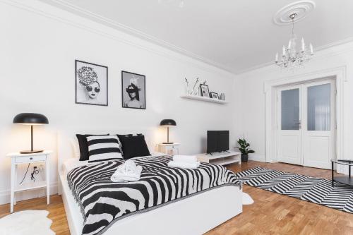 Krakowska 16 Street Kazimierz District — 4-Star Luxury Hotel in Krakow, Poland