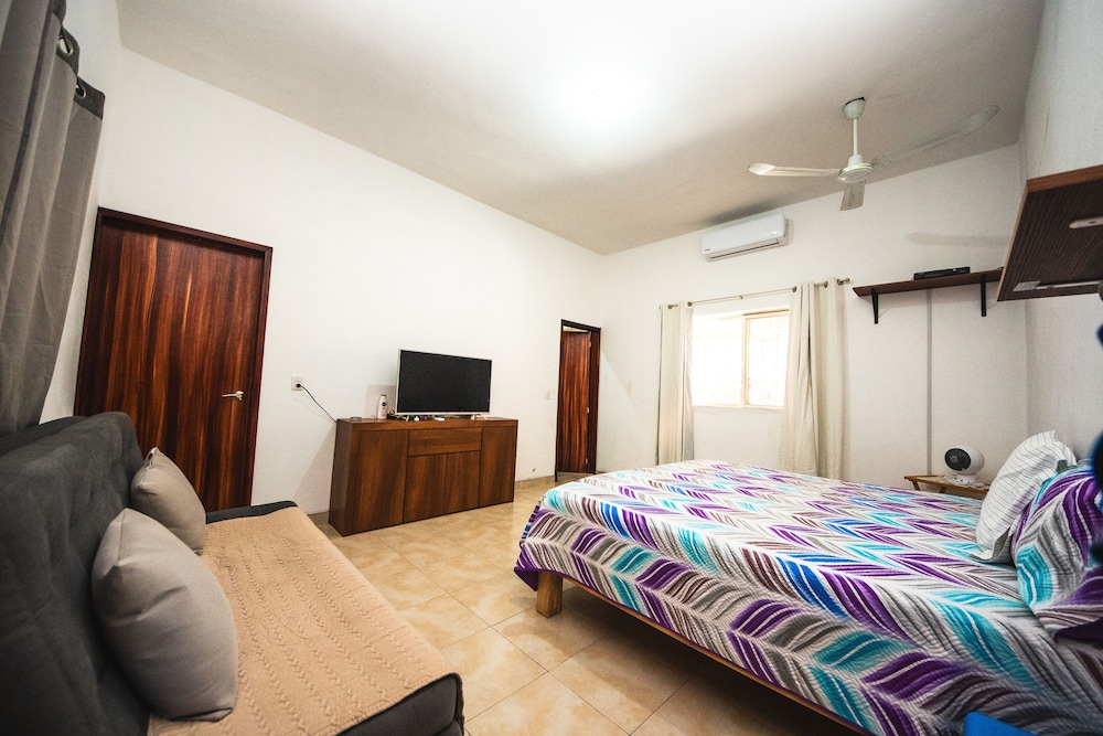 La hermosa in El Tuito, Mexico