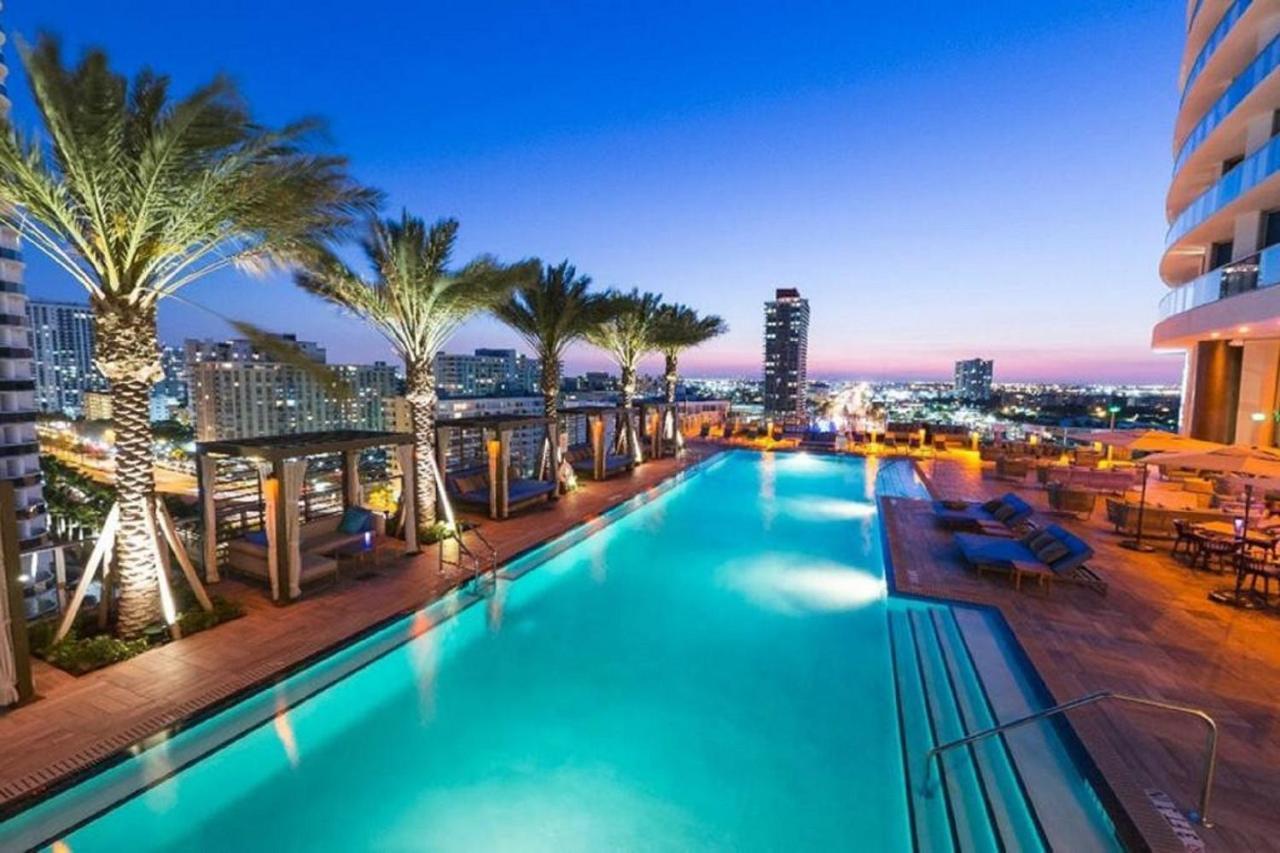 Rent In Lyfe Resort in Hollywood, United States