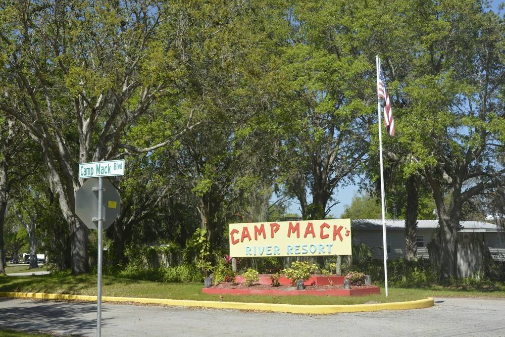 Camp Mack Lodge Marina & RV Resort - photo 61