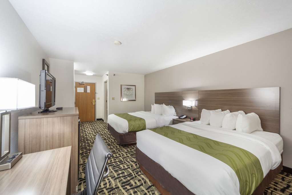 Quality Inn & Suites Omaha Chalco - photo 15