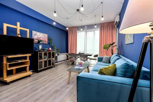 Art inspired Modern Flat near VAKE PARK with WIFI