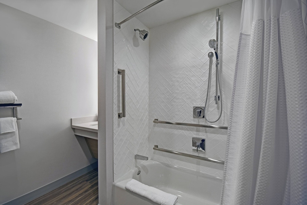 TownePlace Suites by Marriott Westport - photo 18