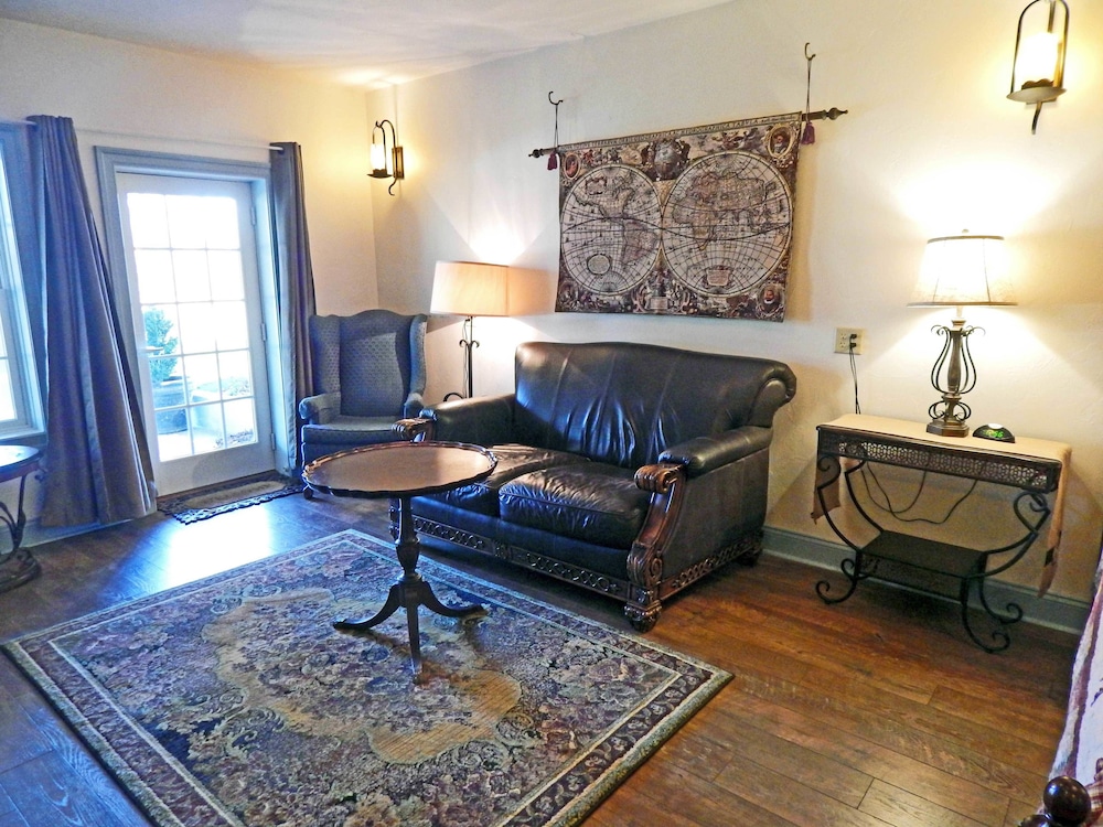 Battlefield Bed & Breakfast Inn - photo 34