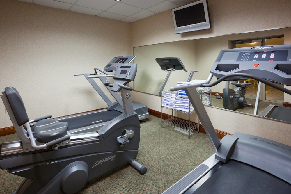 Holiday Inn & Suites Wausau Rothschild by IHG - photo 36