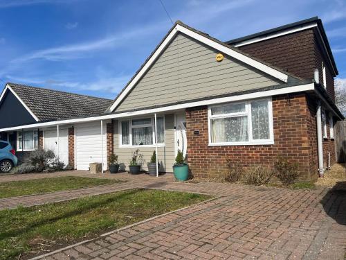 Cozy 3 bedroom bungalow in rural location — 4-Star Luxury Hotel in Ashwell, United Kingdom
