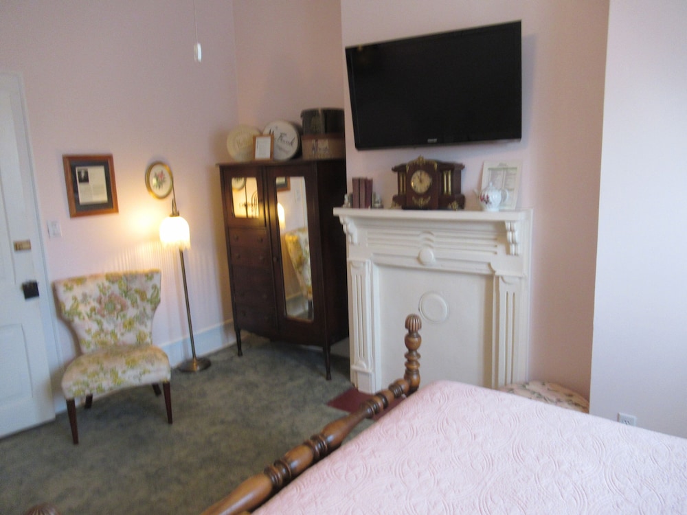 Carrier Houses B&B - photo 34