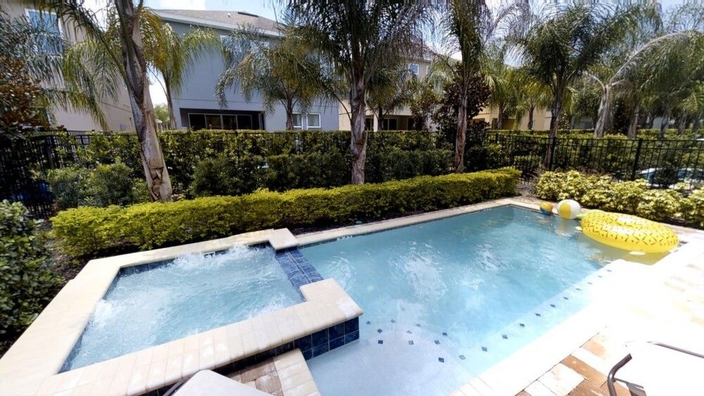 Aco Premium 6Bd With Pool — 4-Star Luxury Hotel in Kissimmee, United States