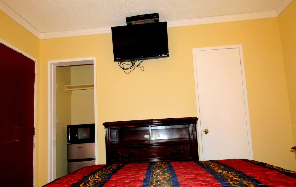 Central Inn Motel - photo 13