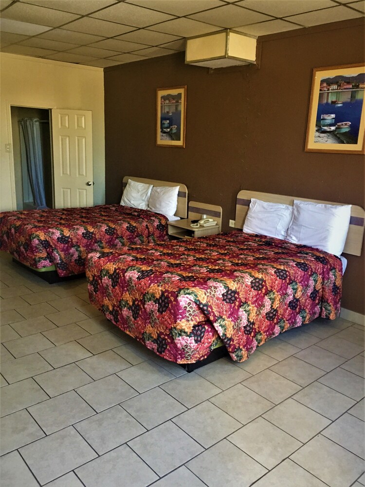 Economy Inn Lawton - photo 5