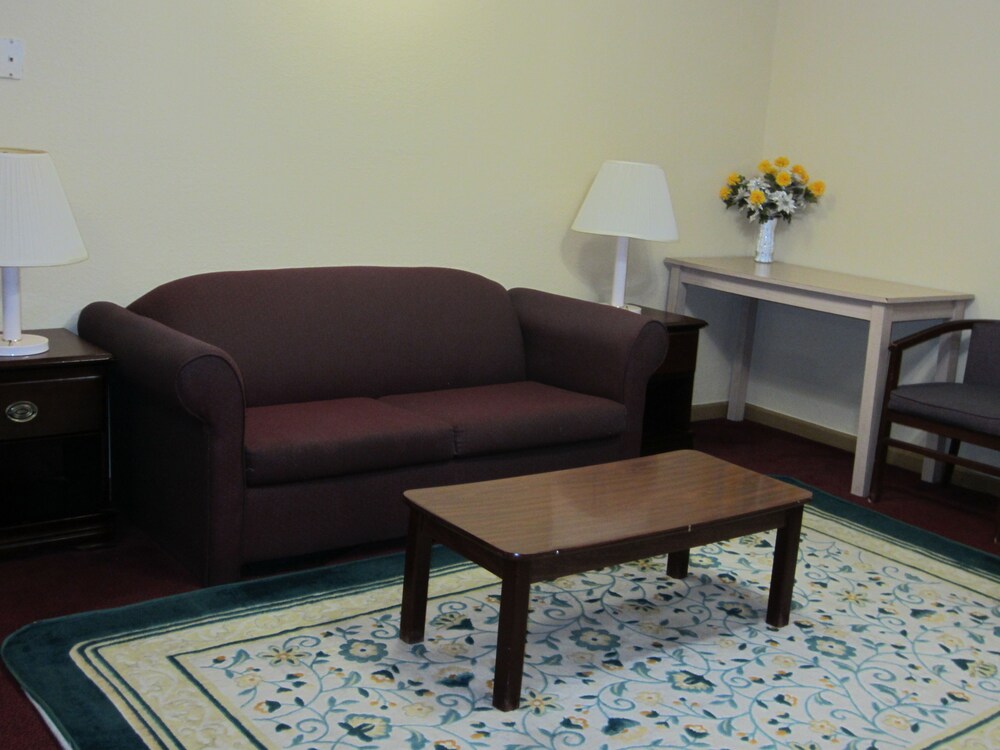 First Western Inn - photo 23