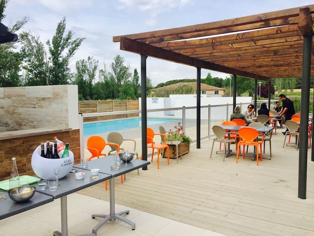 Les Terrasses DAix - carbon neutral hotel in Eguilles