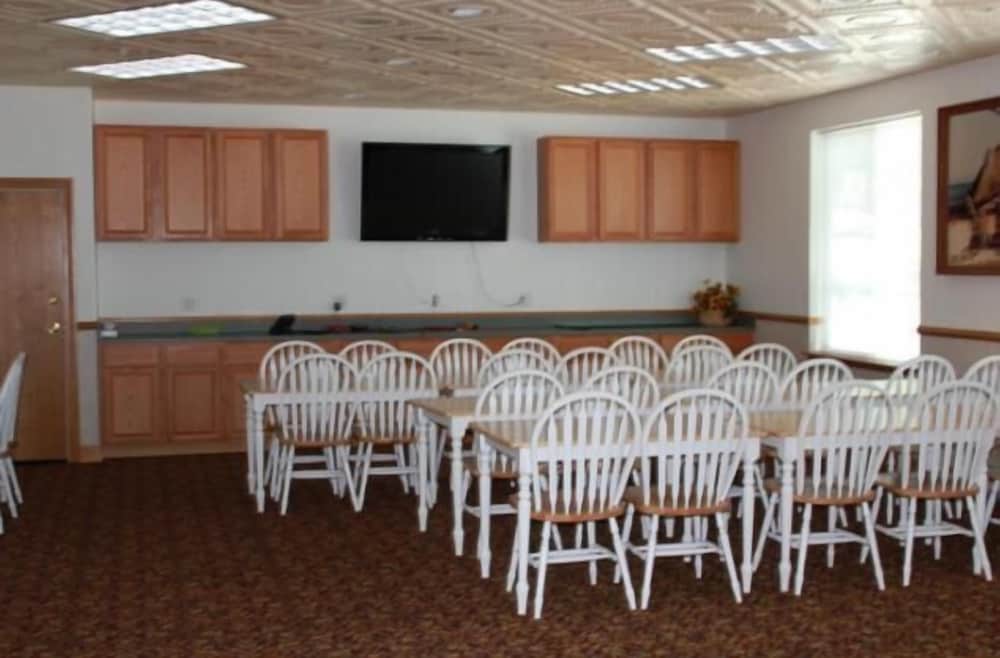 Juneau Hotel - photo 33