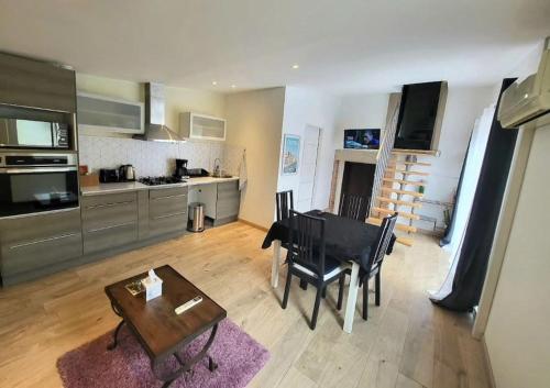 Maisonnette Independante 48m2 Parking Prive Calme & Confort in Castres, France