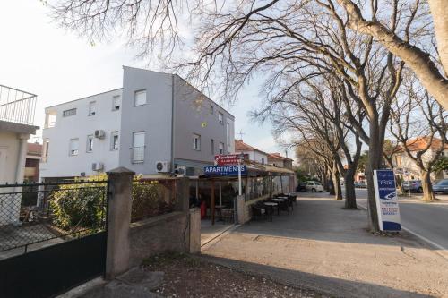 Apartments Lili Family — 4-Star Luxury Hotel in Zadar, Croatia