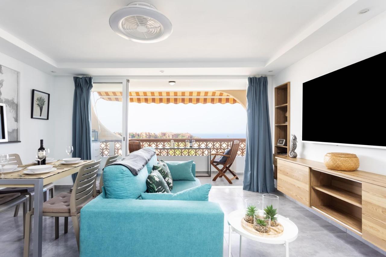 Apartment Royal Sunset Loggia — 4-Star Luxury Hotel in Arona, Spain