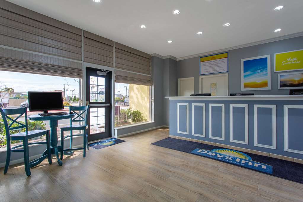 Days Inn by Wyndham Ocean City Oceanfront - photo 3