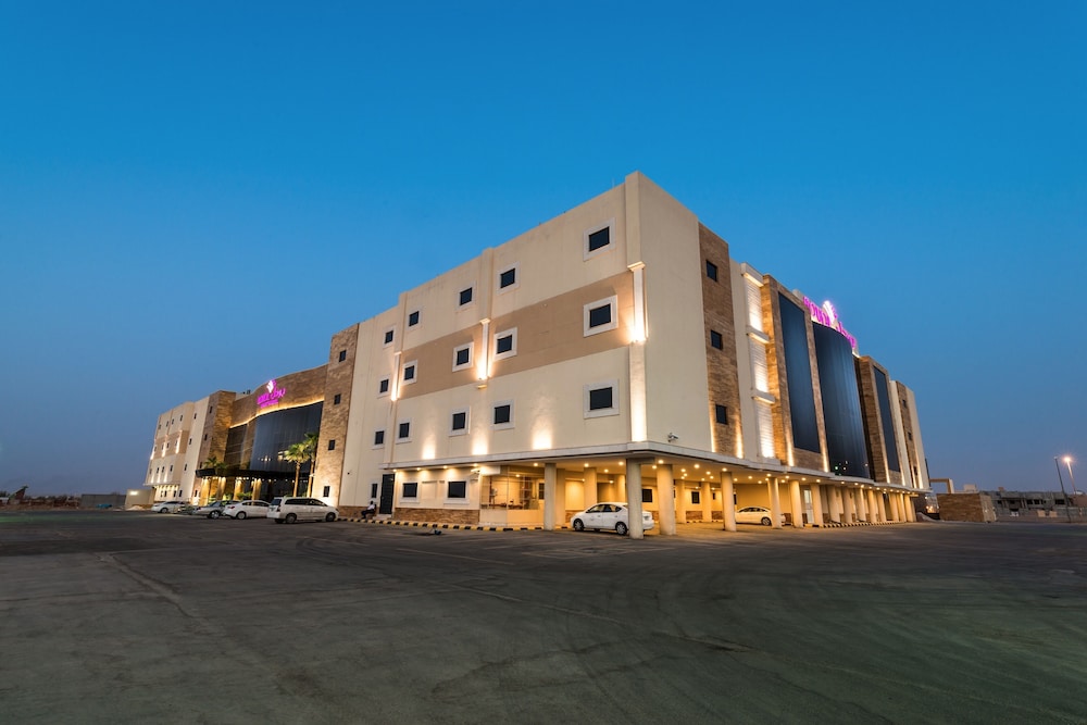 Boudl Al Munsiyah in Riyadh, Saudi Arabia