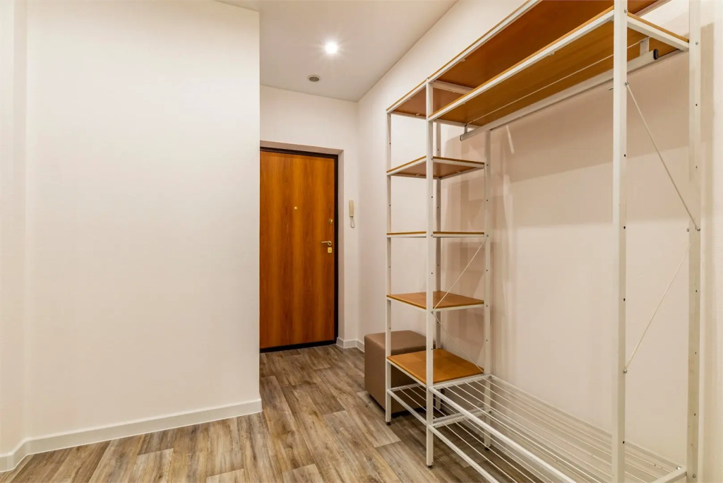 Vdali Poshtel на Электриков 9 30 in Yekaterinburg, Russia