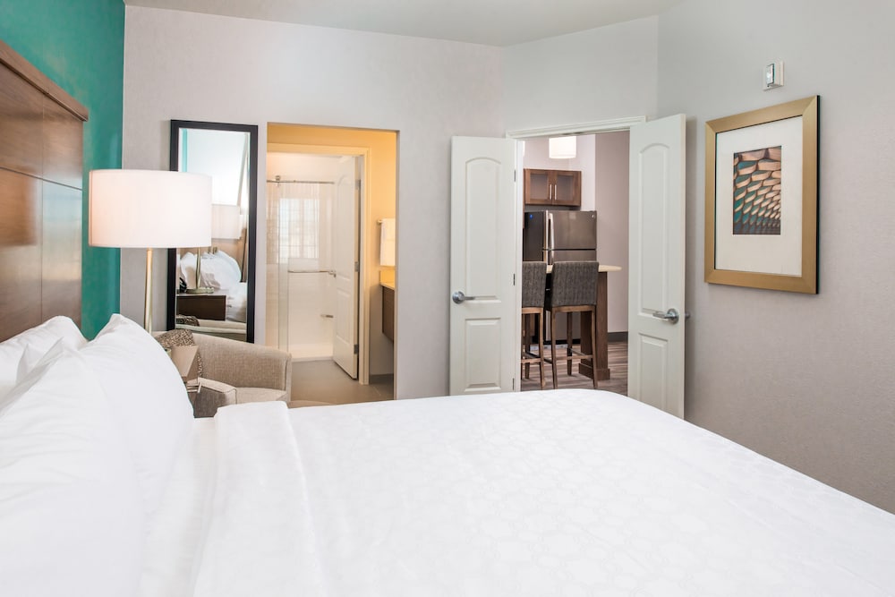 Staybridge Suites Pecos by IHG - photo 13