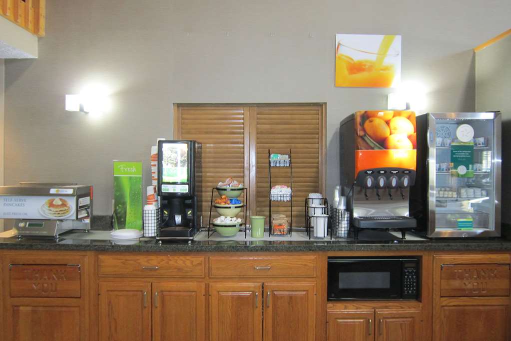 Quality Inn Nashville Bloomington - photo 38