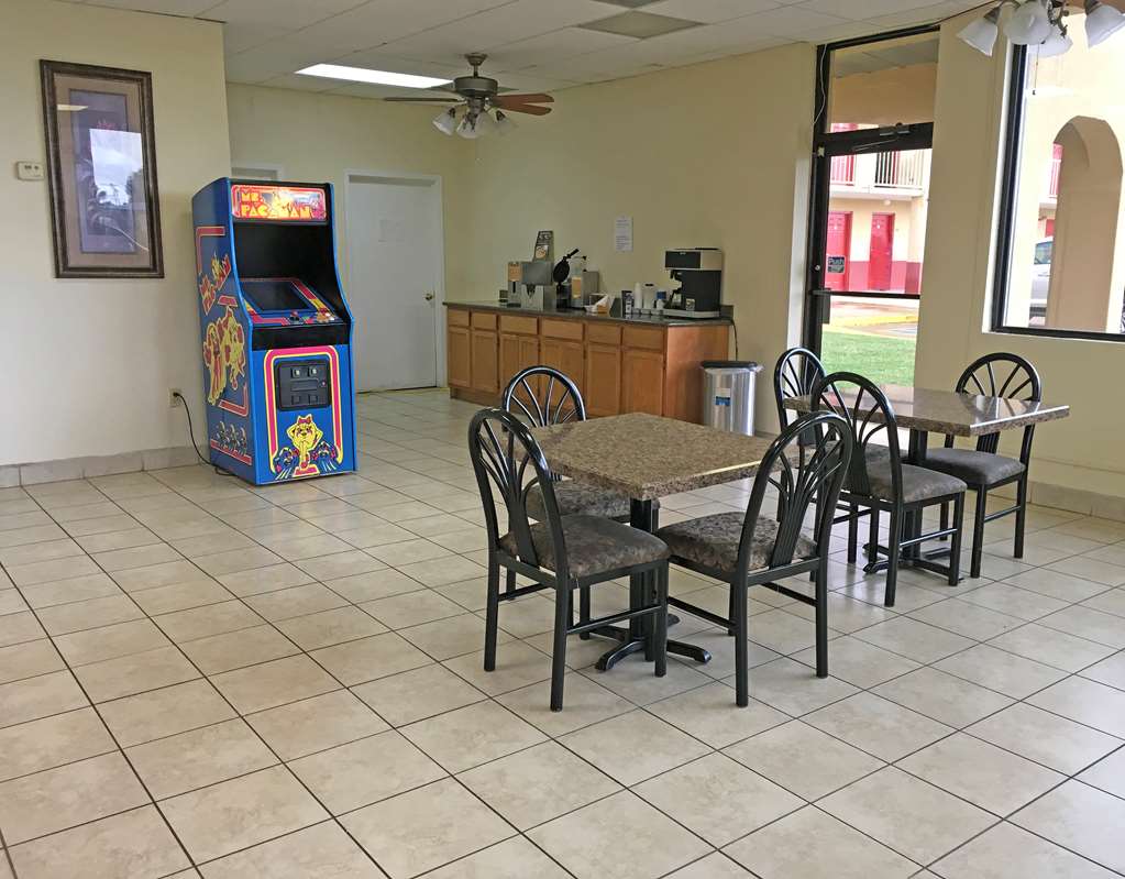 Americas Best Value Inn & Suites Greenwood - photo 14