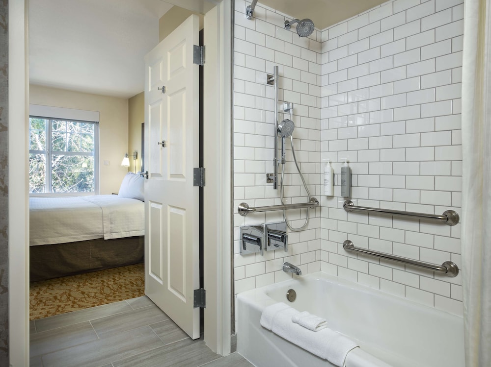 Homewood Suites by Hilton Newark Fremont - photo 25