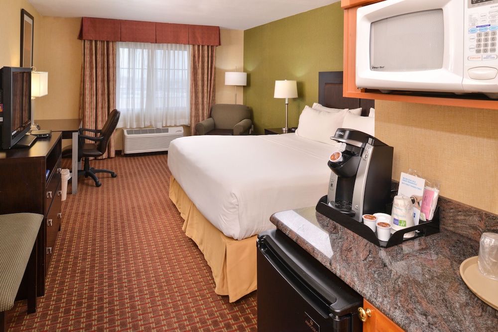 Holiday Inn Express Hotel & Suites El Centro by IHG - photo 15