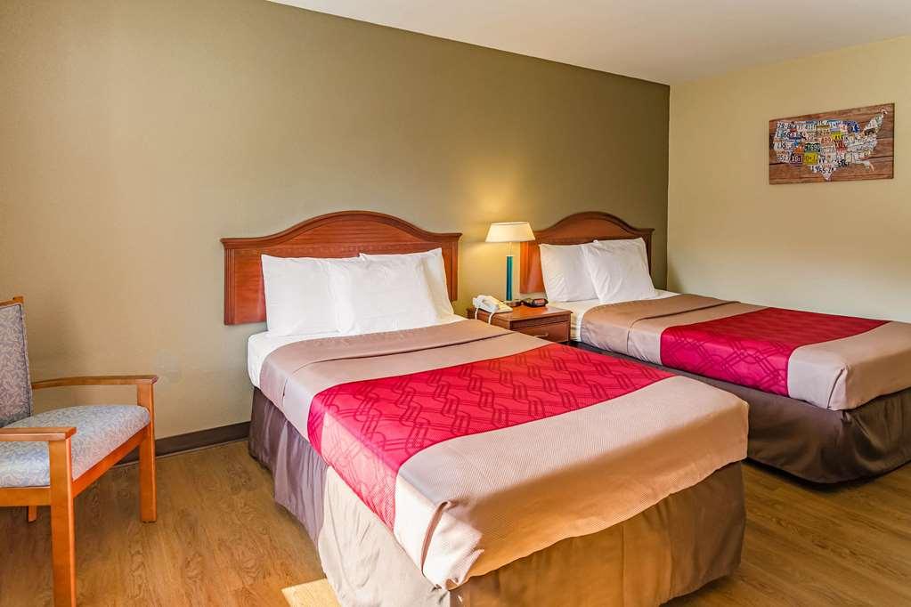 Econo Lodge Lexington Downtown near I 81 - photo 10