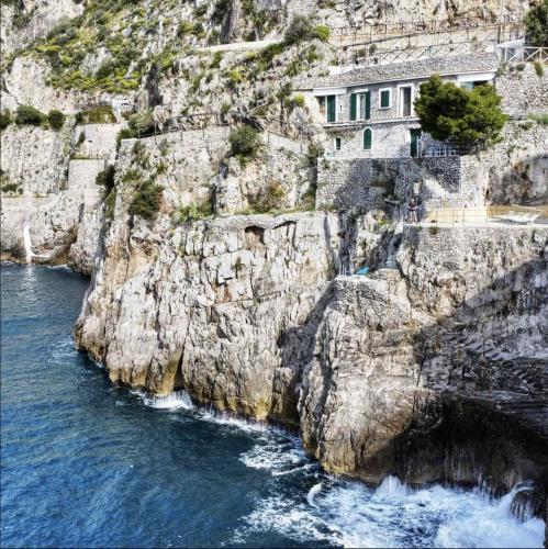 Le due Marine — hotel in Furore