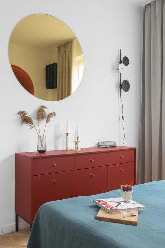 oompH Warsaw Central Stylish Vintage Apartment — 4-Star Luxury Hotel in Warsaw, Poland