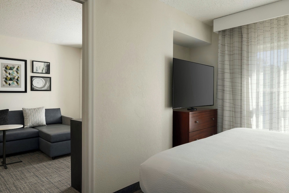 Residence Inn Marriott Chester - photo 9