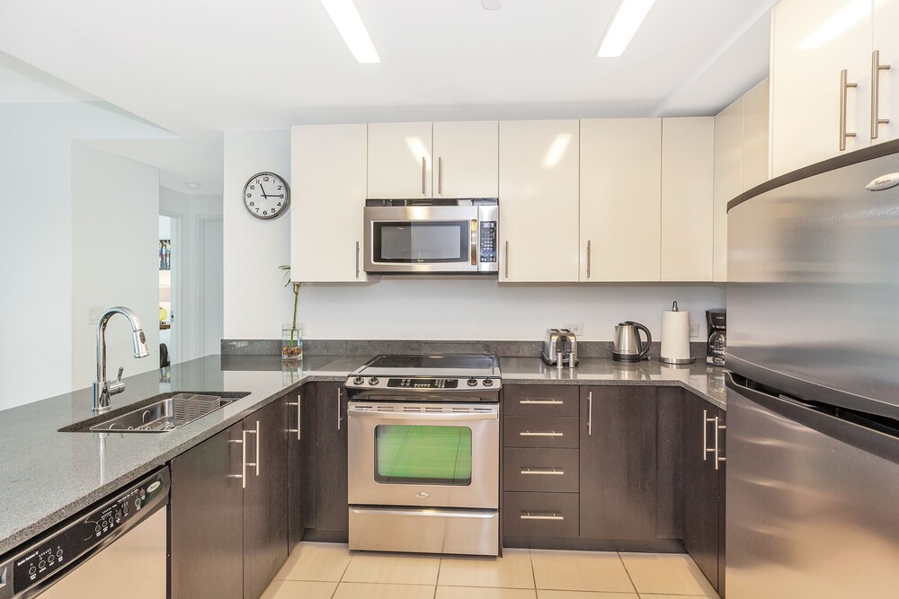 Dharma Home Suites JC at Paulus Hook - photo 21