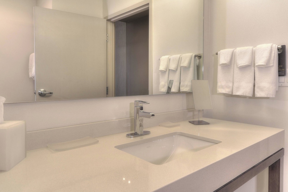Courtyard by Marriott Pigeon Forge - photo 89