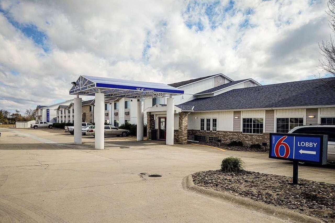 Motel 6 Stuart IA in Stuart, United States