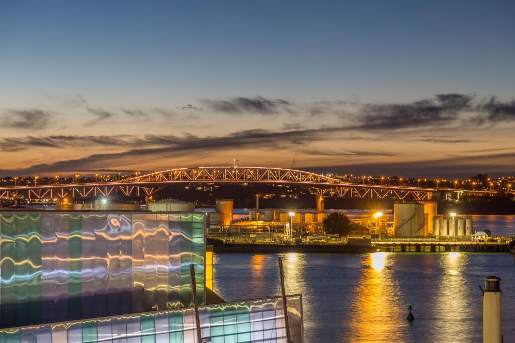Water Front View Princes Wharf apartment with fabulous views — 4-Star Luxury Hotel in Auckland, New Zealand