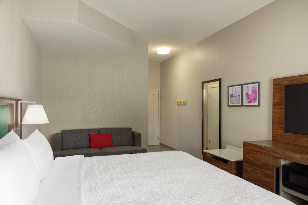 Hampton Inn Derby Wichita Southeast - photo 19