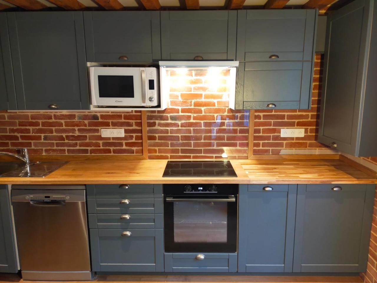 Charme Et Confort a Proximite du Vieux Bassin in Honfleur, France