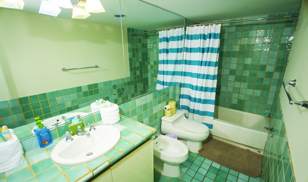 Beachfront Suites by YouRent Vacations - photo 8