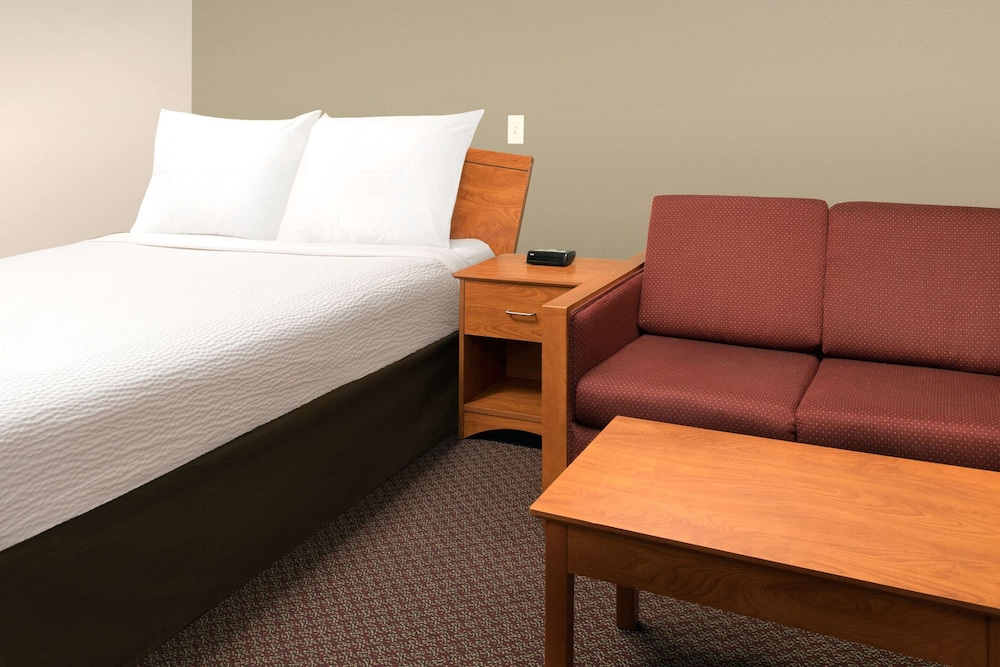 WoodSpring Suites Junction City - photo 6