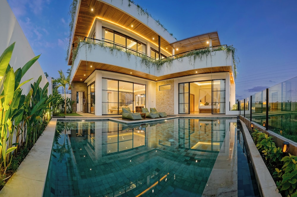 The Kaba Kaba Private Luxury Villa — 4-Star Luxury Hotel in Bali, Indonesia